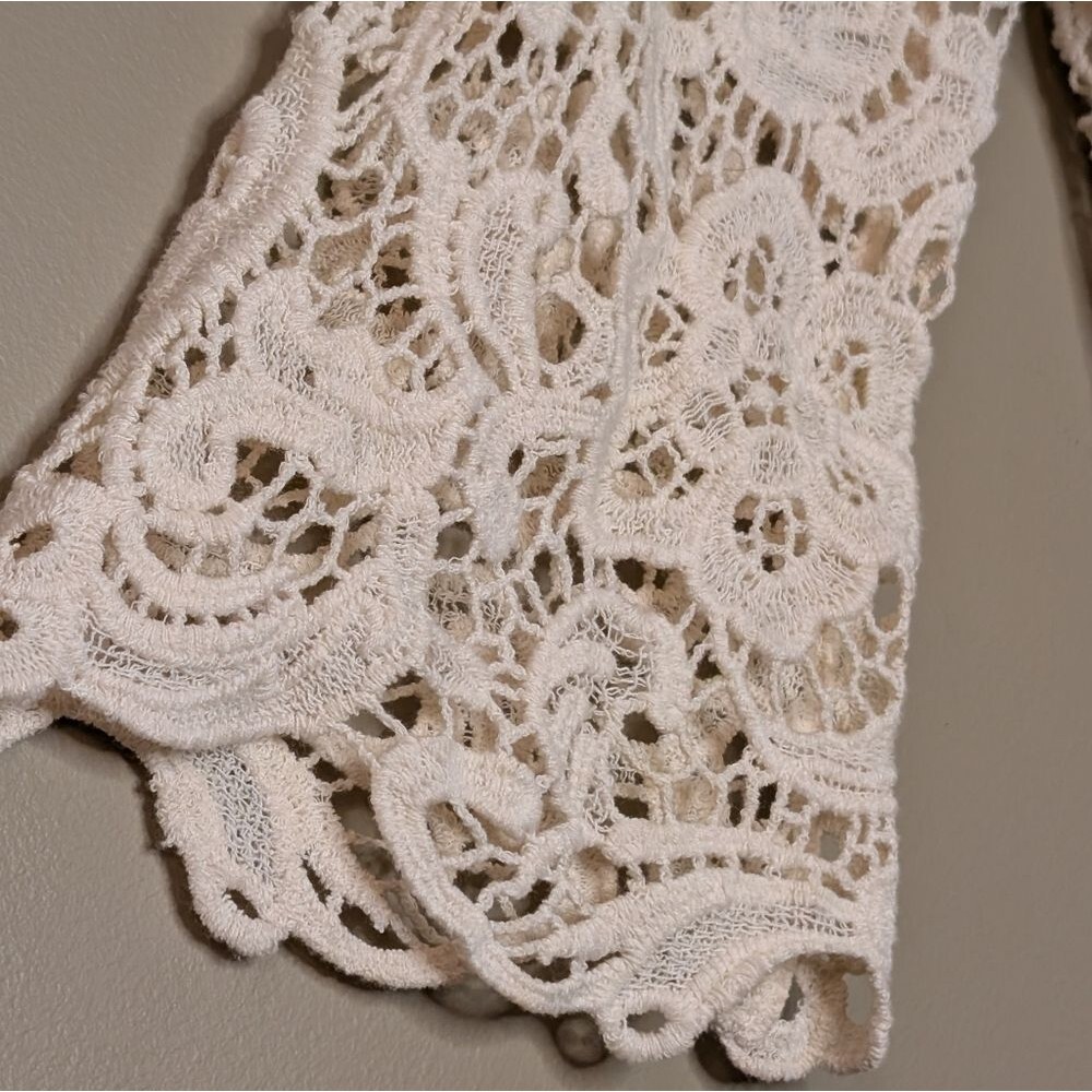 Ruff Hewn Bohemian Ivory Floral Lace Crochet Top with Cord Ties size P Medium - Picture 6 of 8